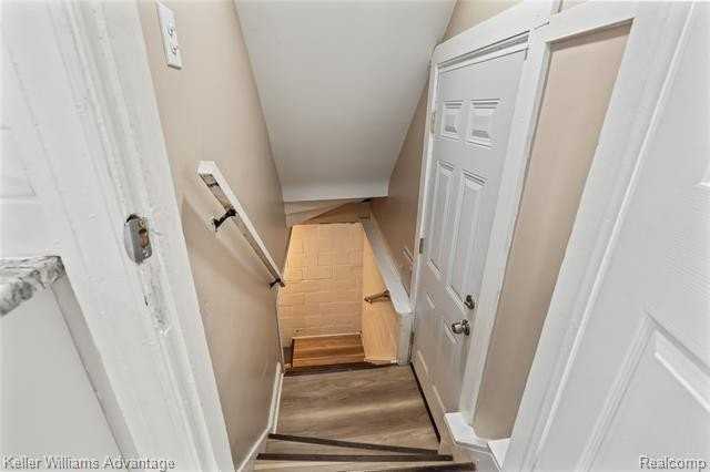 14421 Grandville Ave - Photo 4 of 9