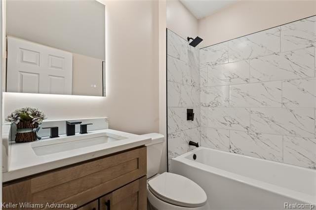 14421 Grandville Ave - Photo 5 of 9