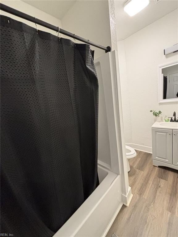 1004 Barney St - Photo 6 of 12