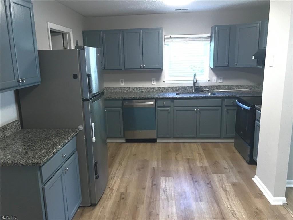 1218 Shields Rd - Photo 2 of 6