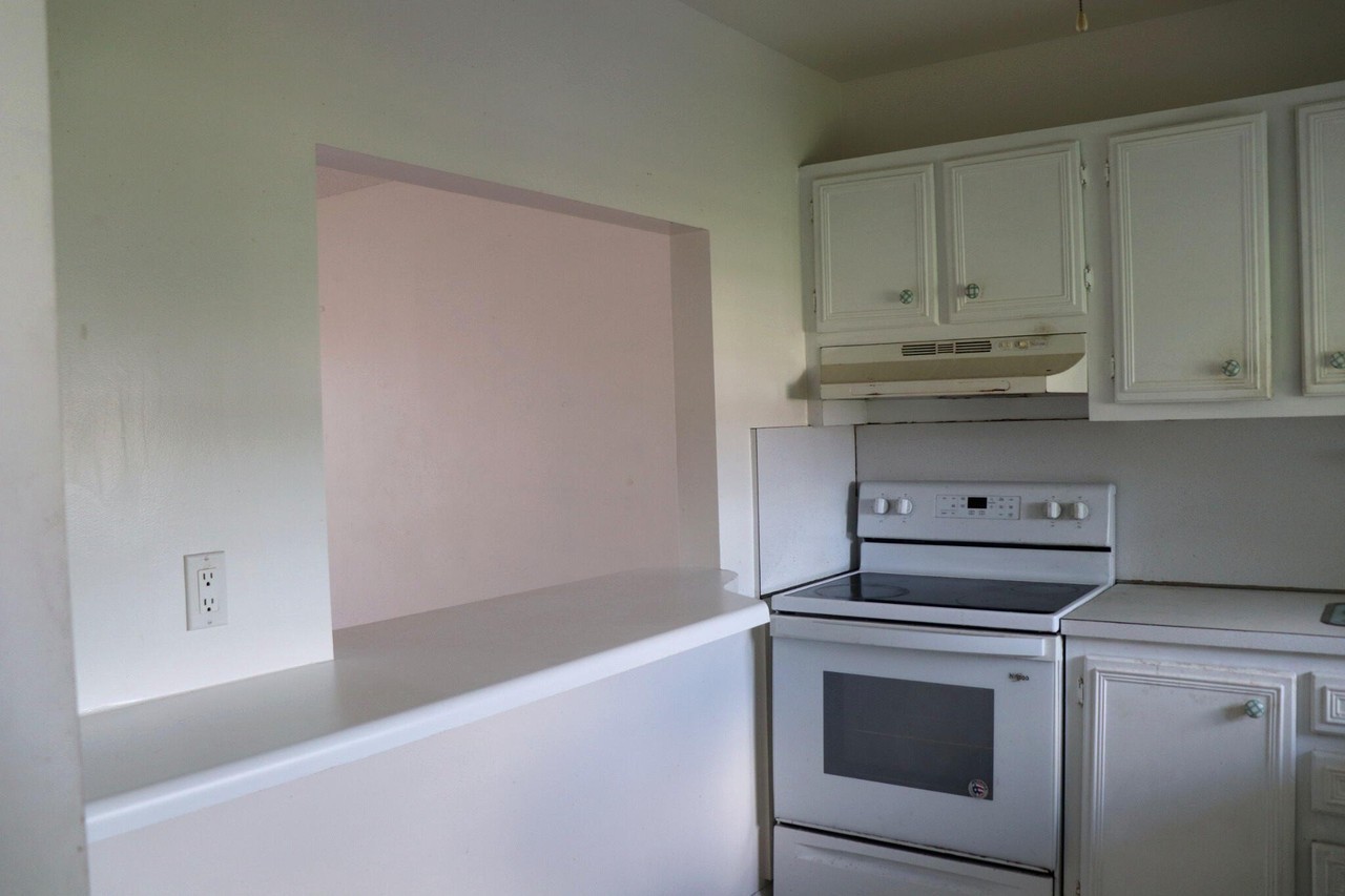 715 Lori Dr #315 - Photo 3 of 9