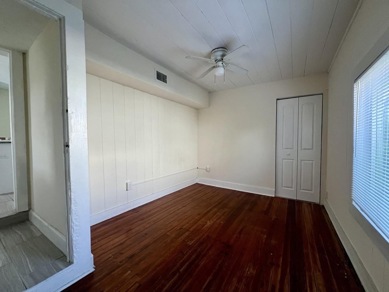705 Francis St - Photo 5 of 14