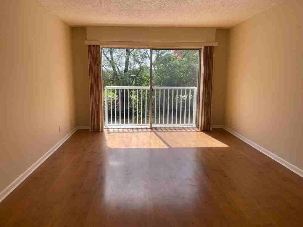 5951 Ne 14th Ln #204N - Photo 6 of 42