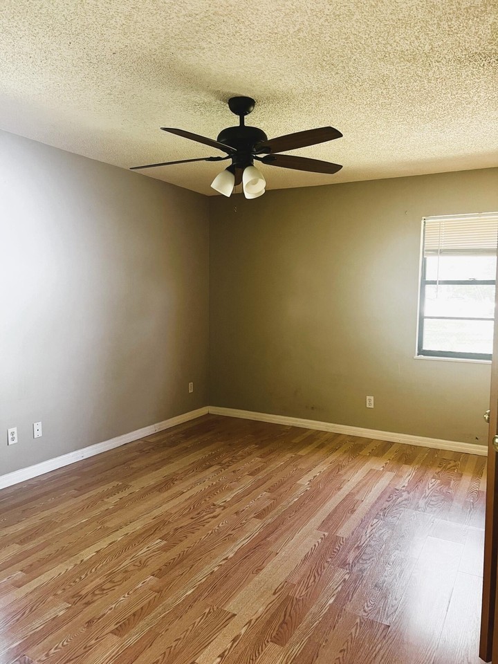 5310 Paleo Pines Cir - Photo 3 of 7