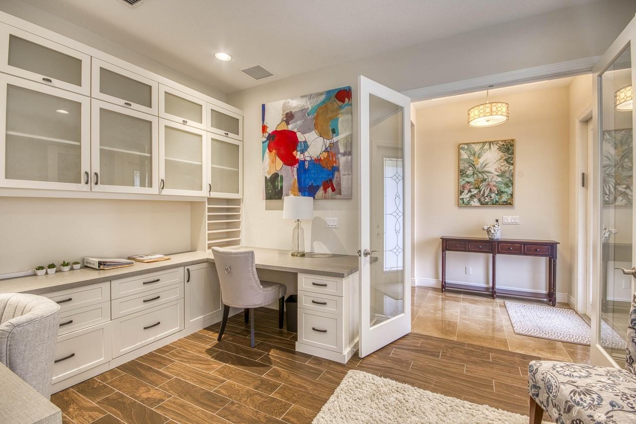8023 Hobbes Way - Photo 4 of 31