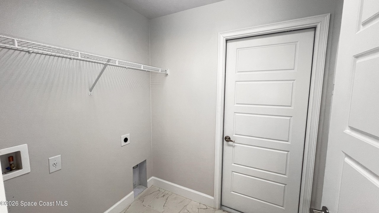 655 Kylar Dr Nw - Photo 5 of 26