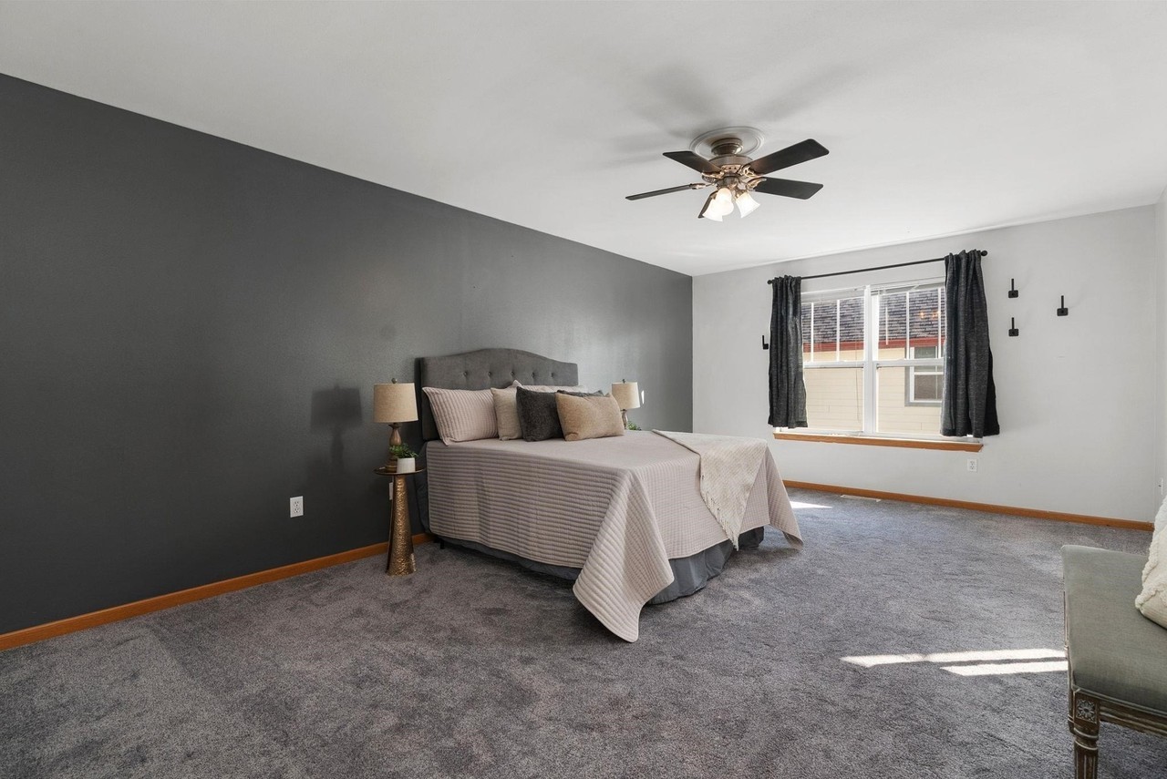 3071 Providence St - Photo 6 of 16