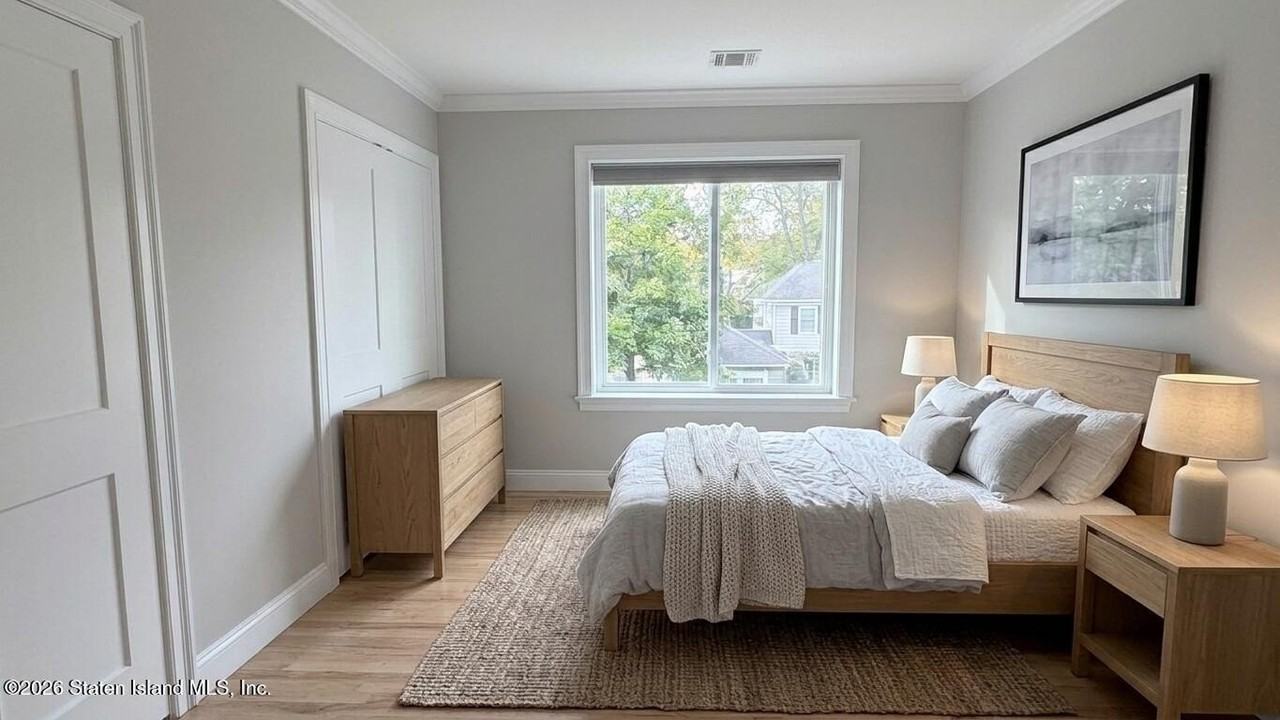 340 Manor Rd #2FL - Photo 6 of 10