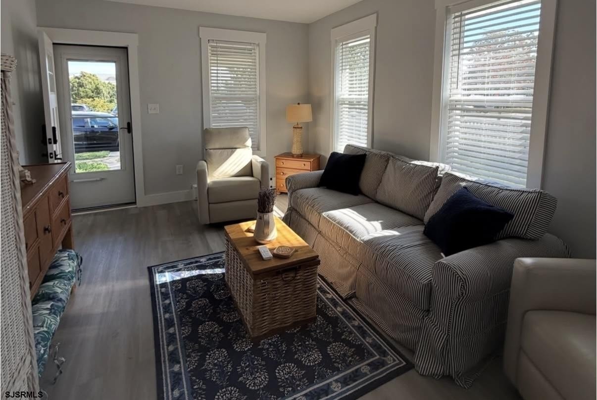 715 1st St - Photo 2 of 10
