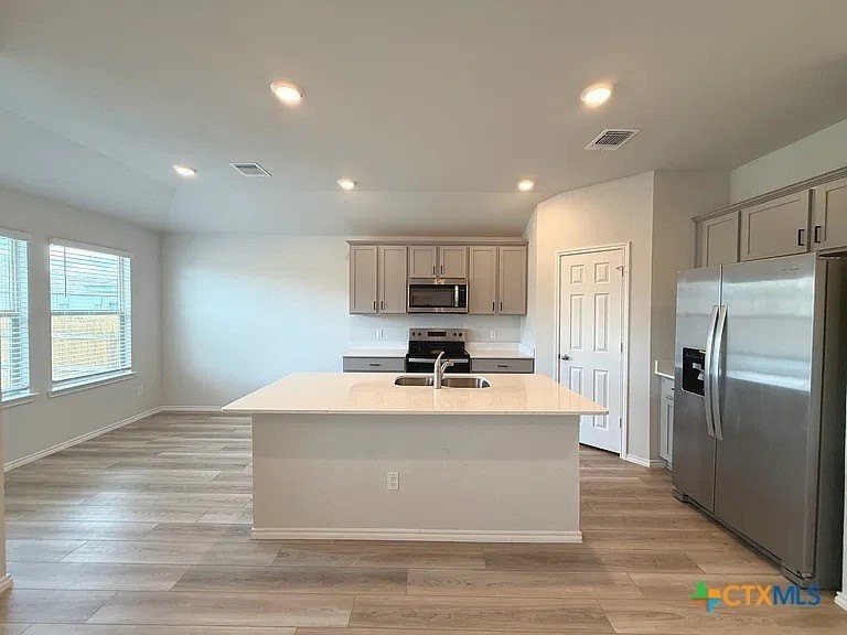 1338 Brookfield St - Photo 4 of 15
