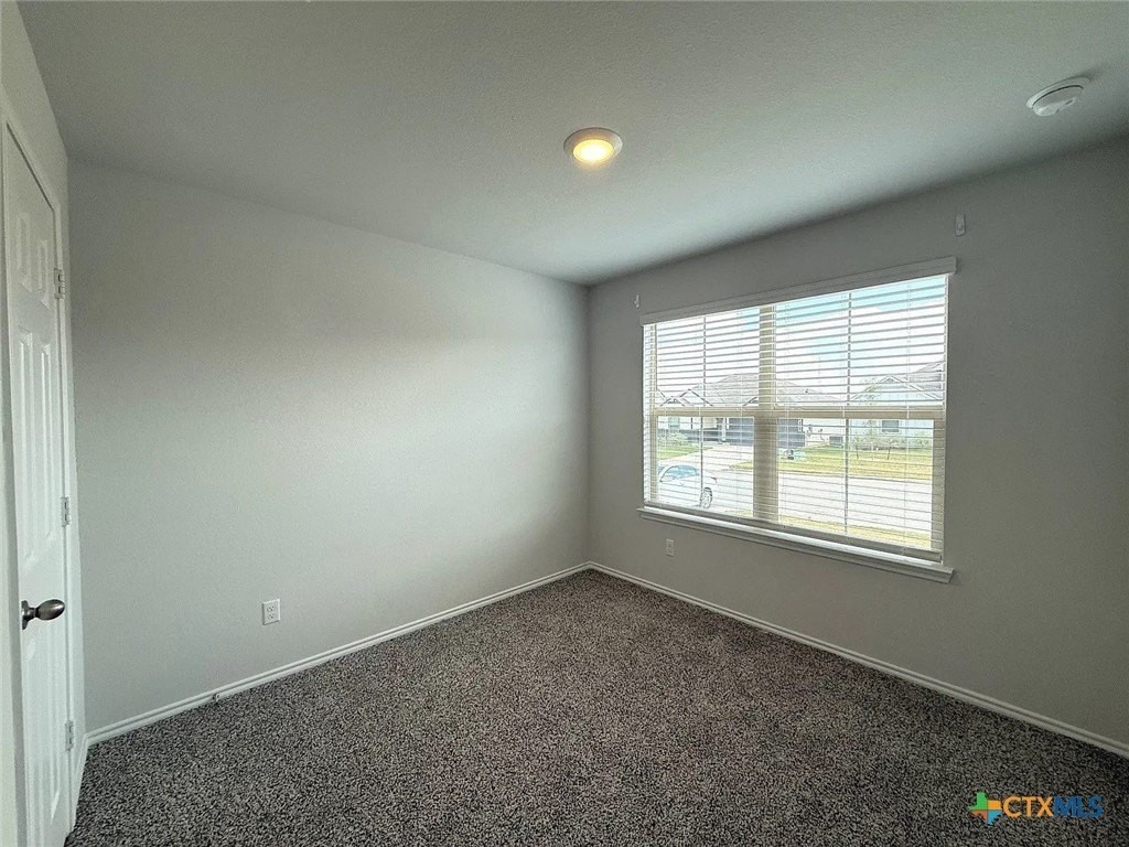 1338 Brookfield St - Photo 6 of 15