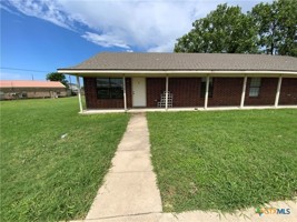 featured image of 103 Valley Cir #B
