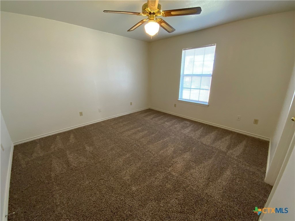 103 Valley Cir #B - Photo 5 of 12