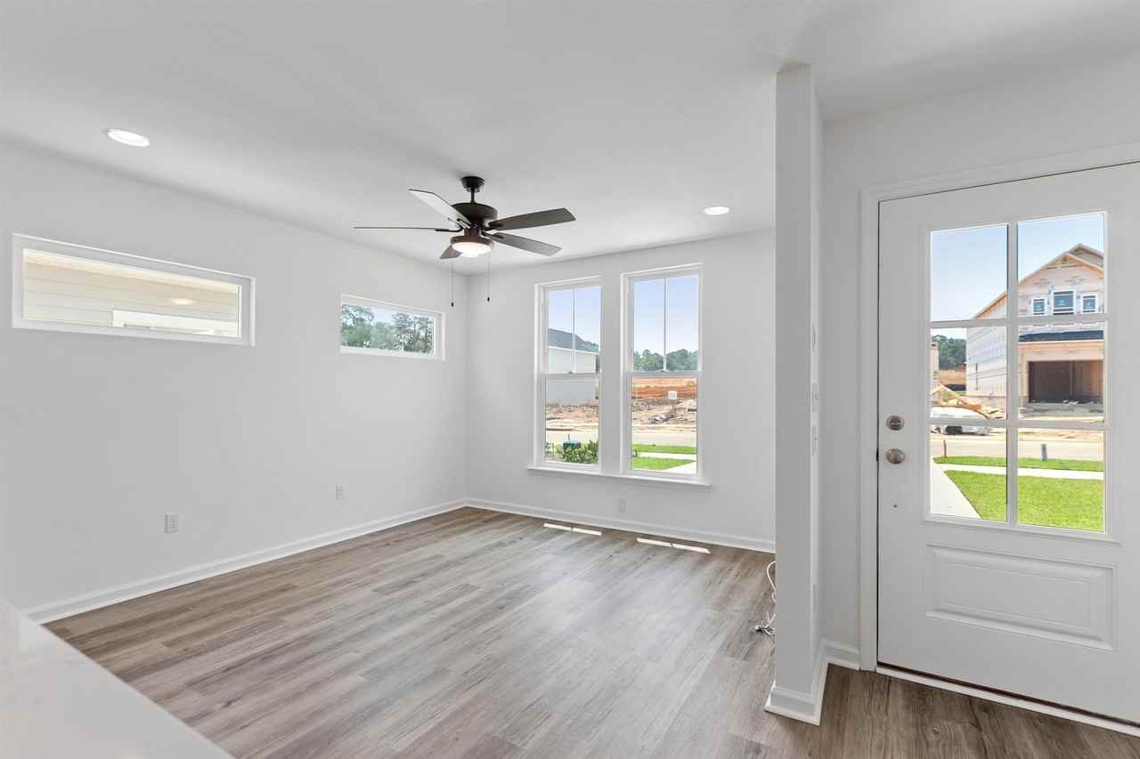 3714 Meadow Vista Ln - Photo 2 of 42