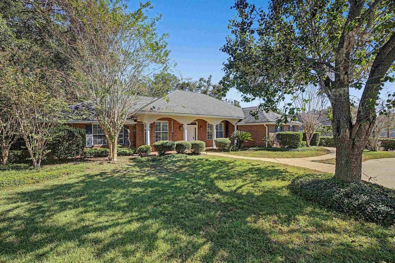 1351 Conservancy Dr E #EAST - Photo 2 of 50