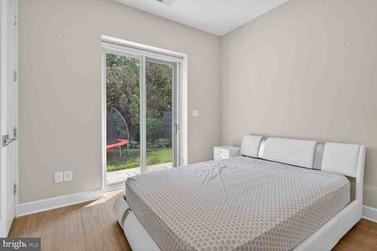 4512 Salem Ln Nw #B - Photo 7 of 19