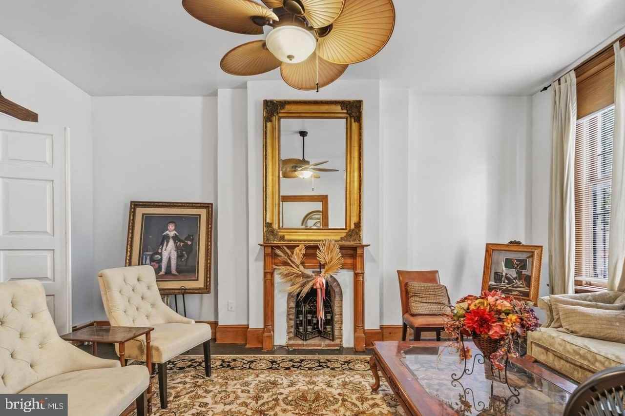 1205 4th St Nw - Photo 4 of 40