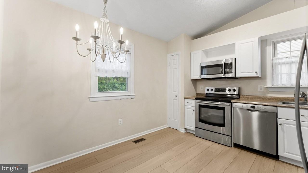 332 Ternwing Dr - Photo 4 of 24