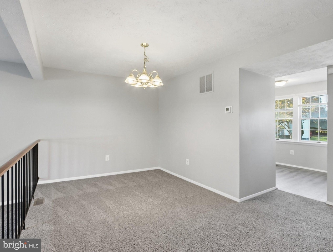 807 Joshua Tree Ct - Photo 7 of 31