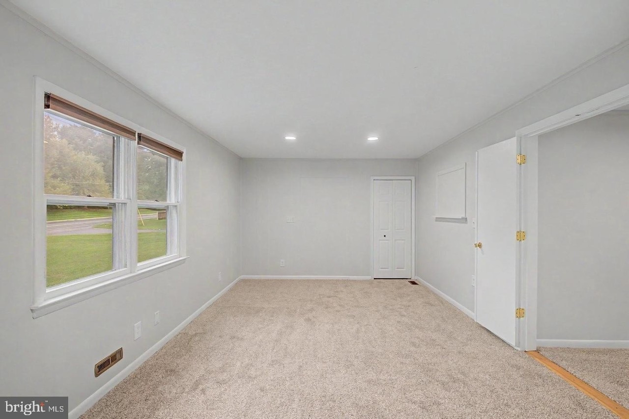 2352 Baldwin Mill Rd - Photo 7 of 14