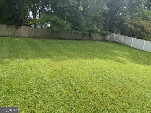 13205 Rippling Brook Dr - Photo 2 of 17