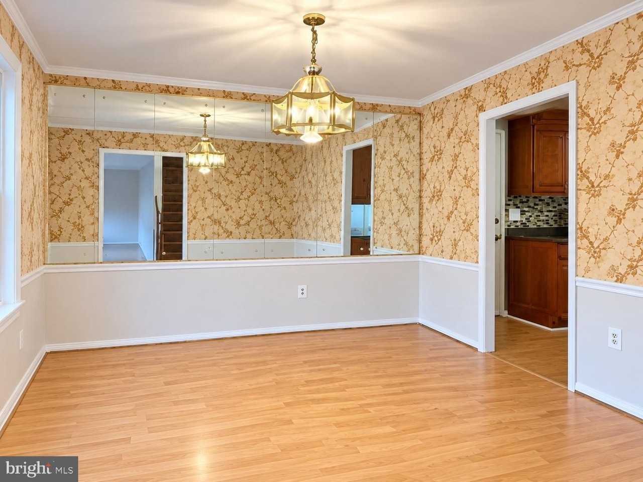 13205 Rippling Brook Dr - Photo 3 of 17