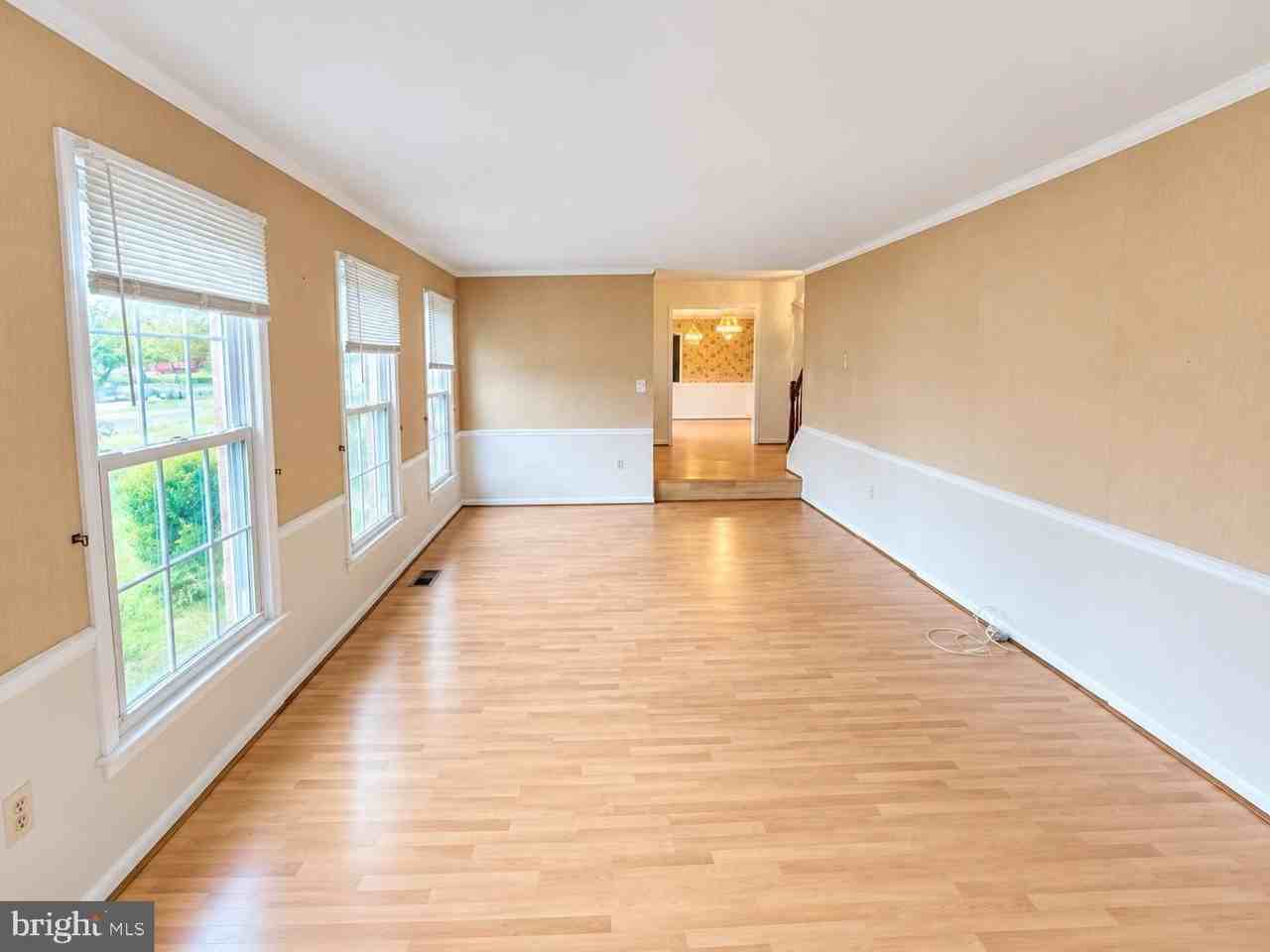 13205 Rippling Brook Dr - Photo 4 of 17