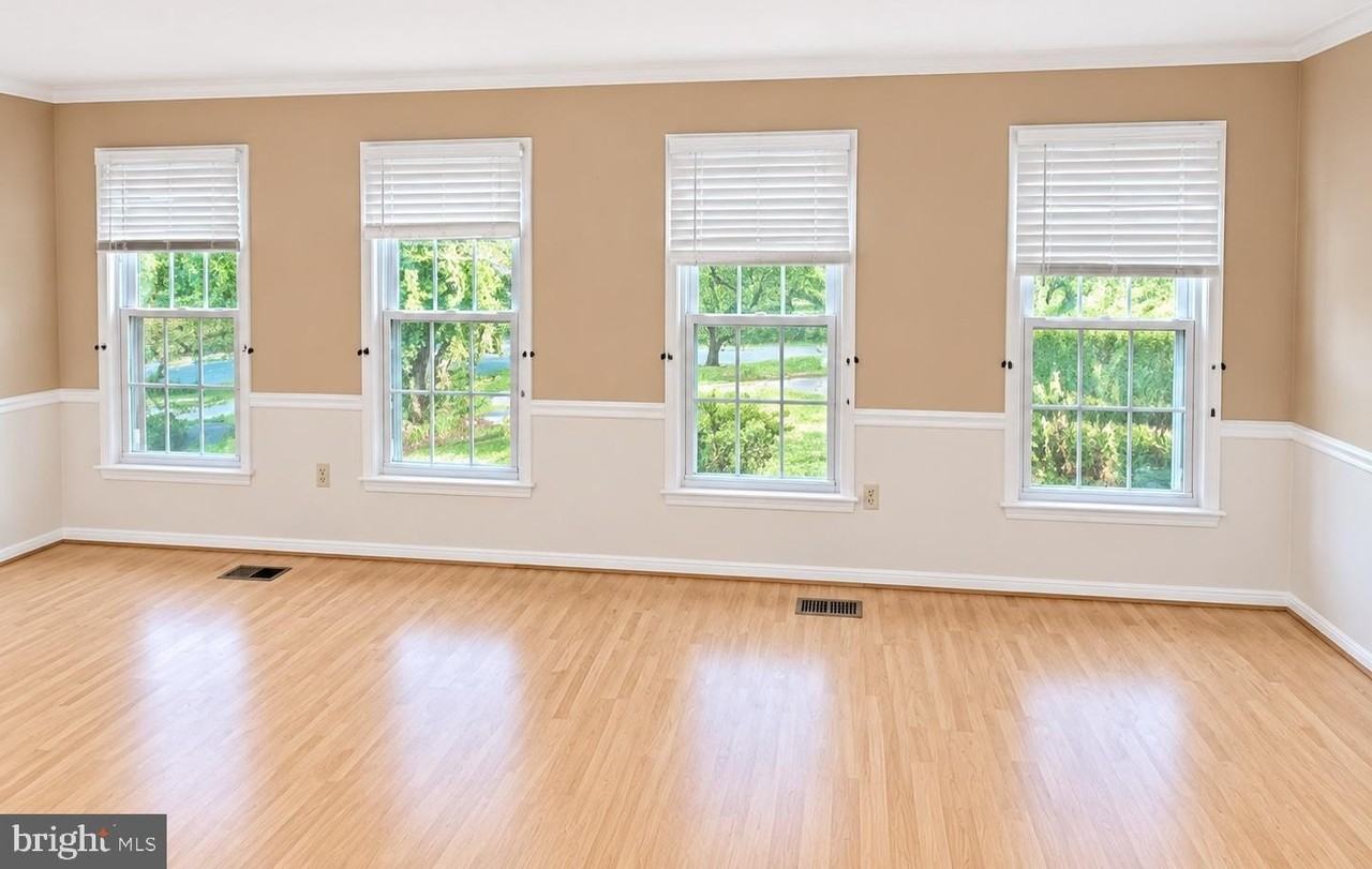 13205 Rippling Brook Dr - Photo 6 of 17
