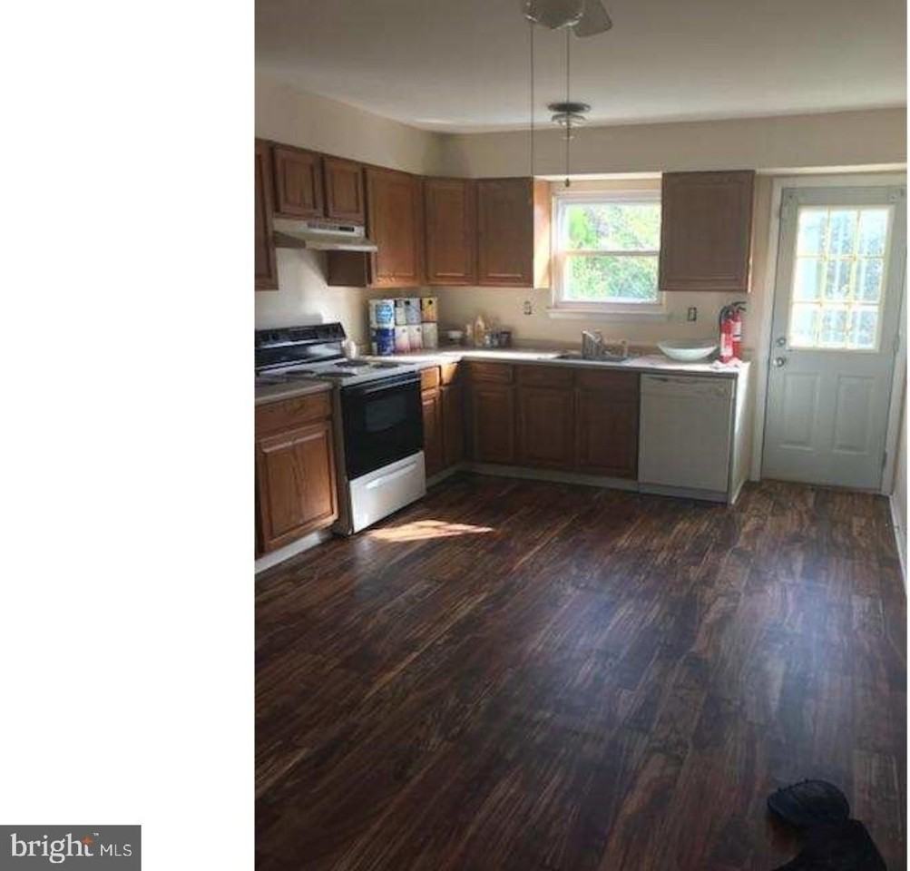 1 Scammell Dr - Photo 4 of 18