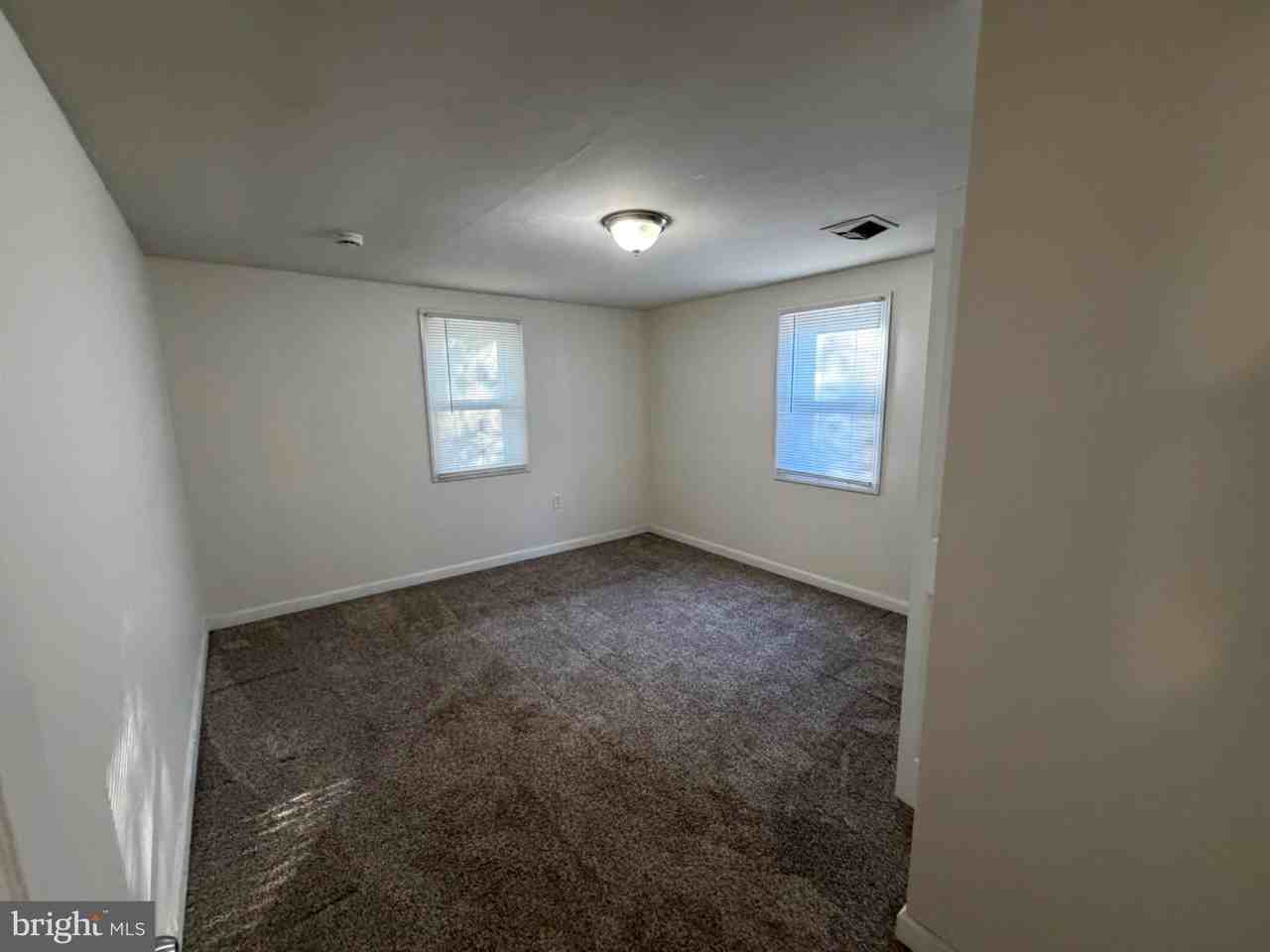 7 Lilac St - Photo 7 of 16