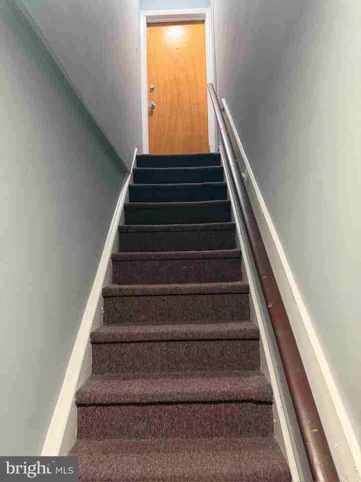 2032 Maple Ave #4 - Photo 2 of 11
