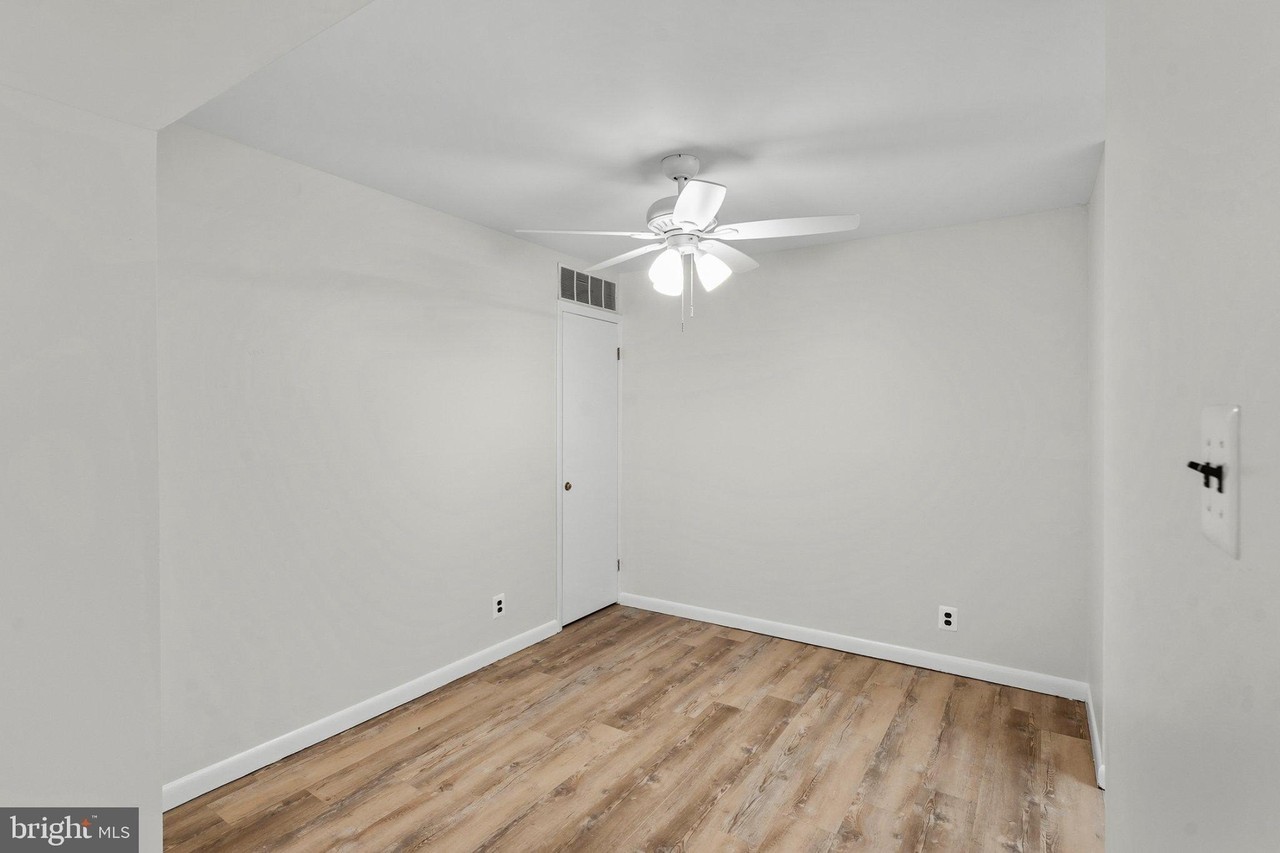159 Delaware St #203 - Photo 7 of 22