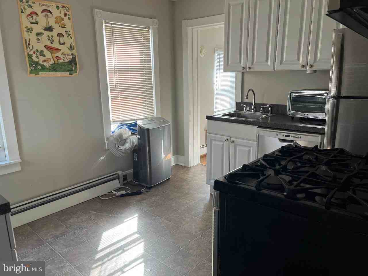 2 East Ave - Photo 7 of 27