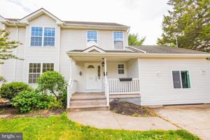 featured image of 211 Laurel Ave