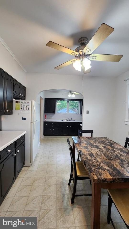 306 Victoria St - Photo 5 of 23