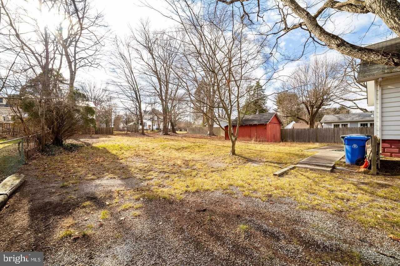 210 Swarthmore Rd - Photo 2 of 19