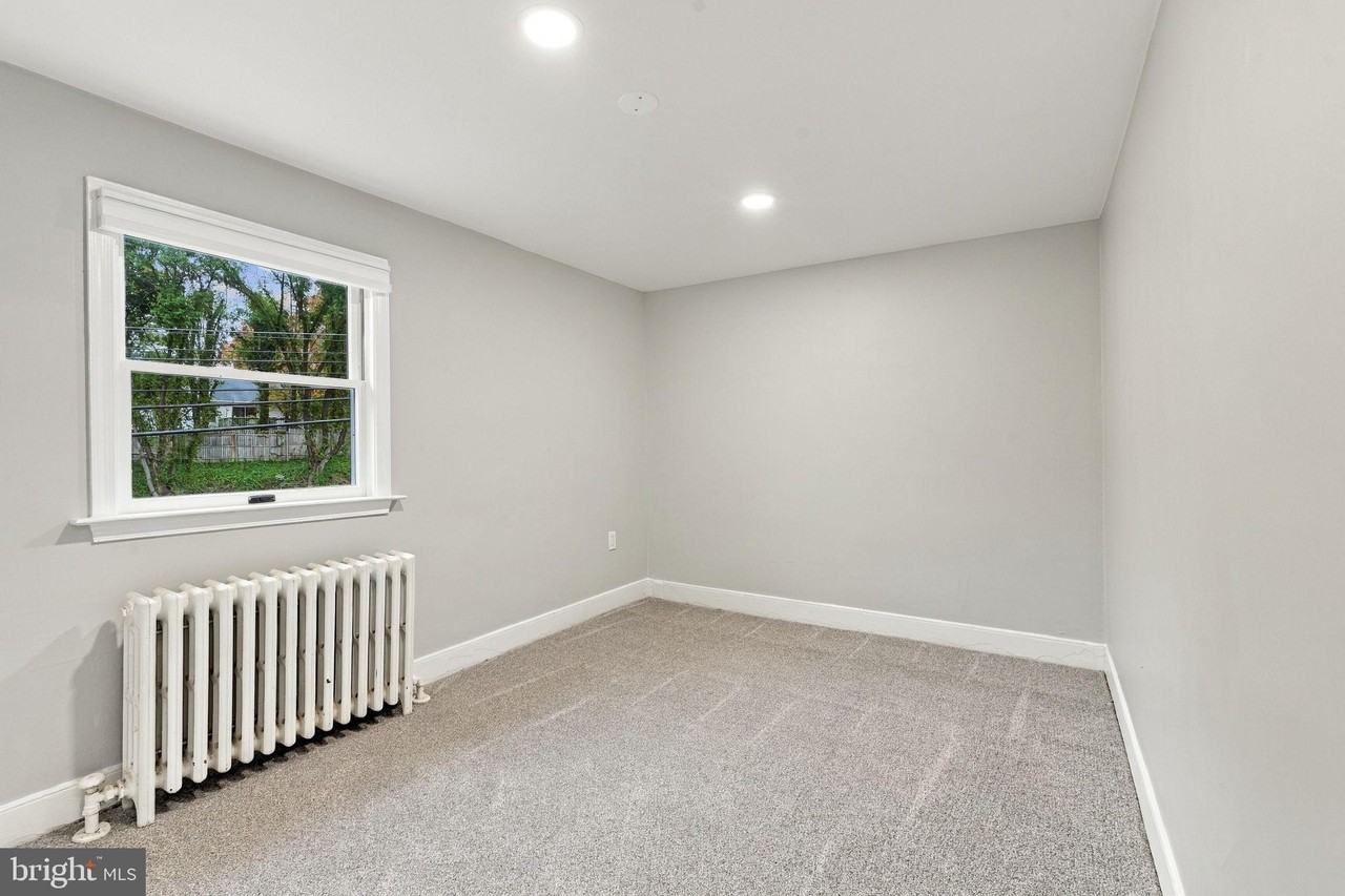 127 W Butler Ave - Photo 5 of 13