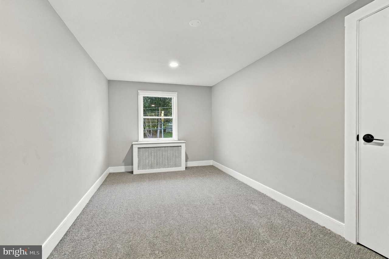 127 W Butler Ave - Photo 7 of 13