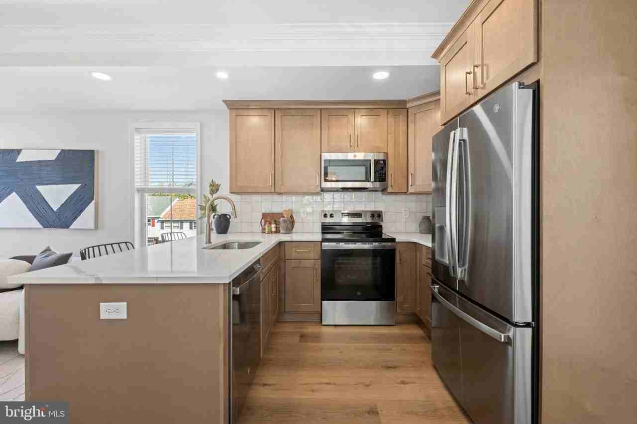29 Christman St - Photo 7 of 26