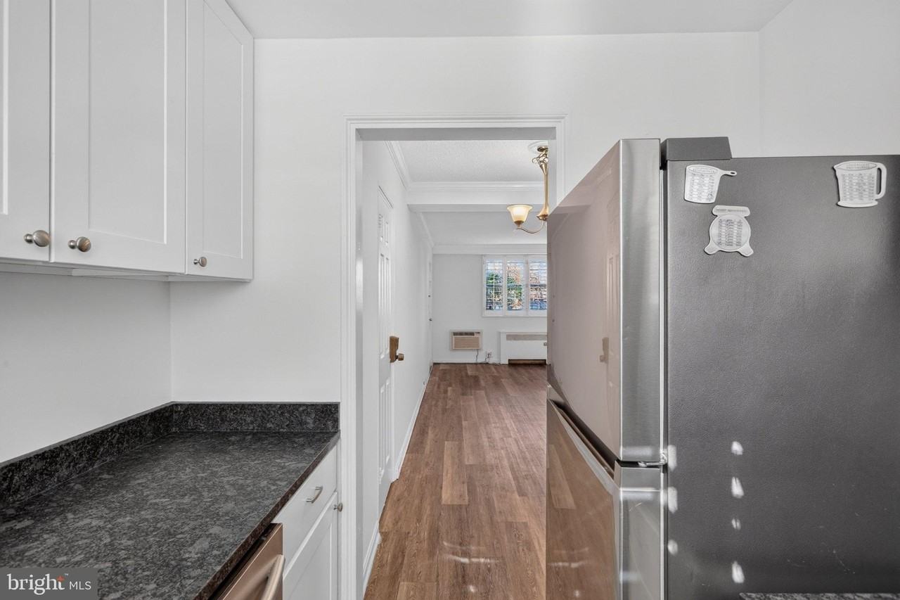 4326 N Pershing Dr #43261 - Photo 6 of 20