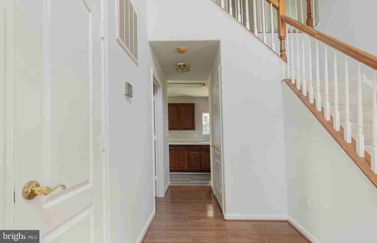 1203 Century Oak Dr - Photo 2 of 32