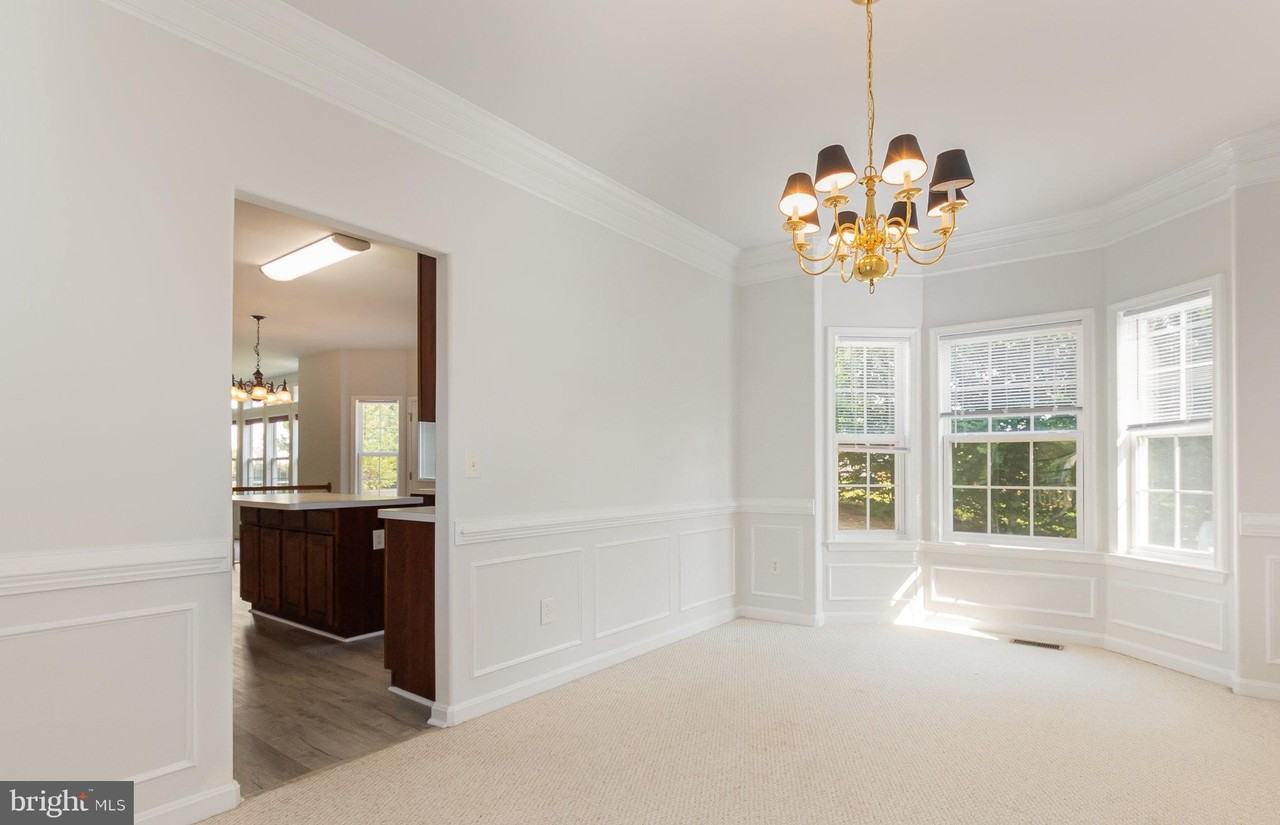 1203 Century Oak Dr - Photo 7 of 32