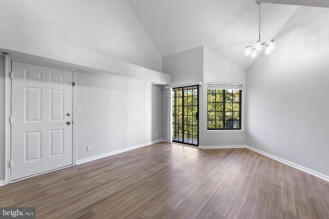 6012 Curtier Dr #C - Photo 5 of 41