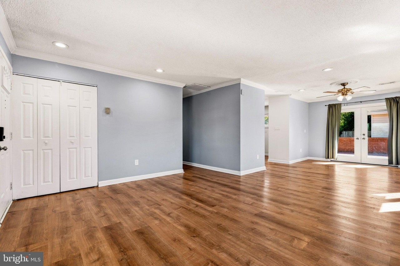 4011 Arcadia Rd - Photo 4 of 32