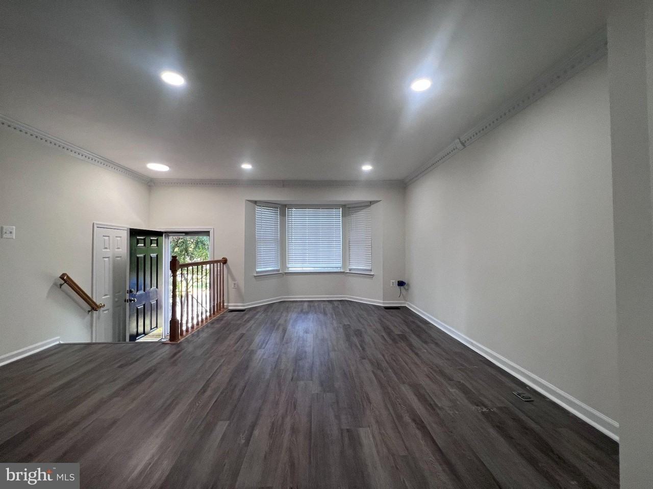 6716 Scott Ter - Photo 2 of 26