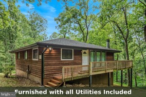 featured image of 4 Pileated Woodpecker Ln