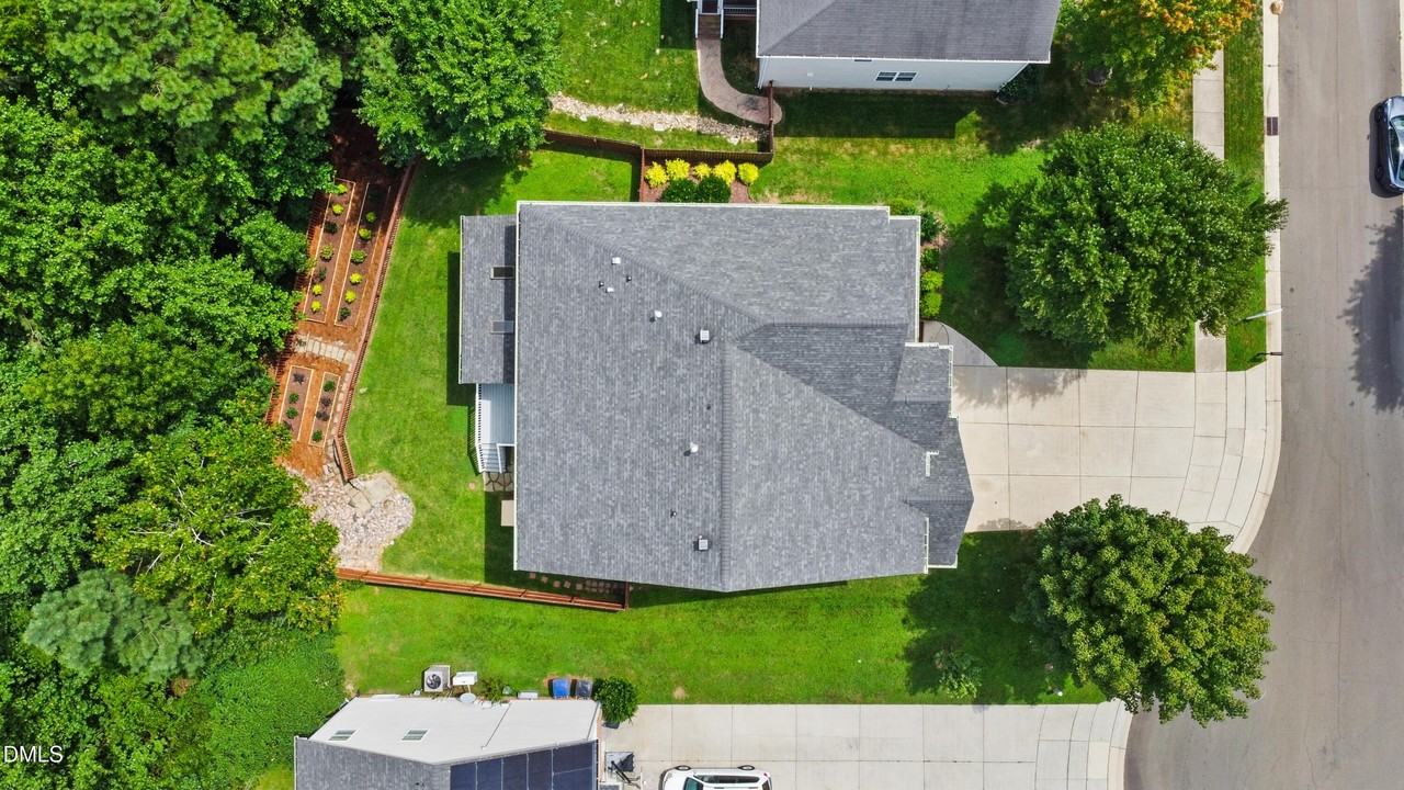 2813 Carriage Meadows Dr - Photo 7 of 50