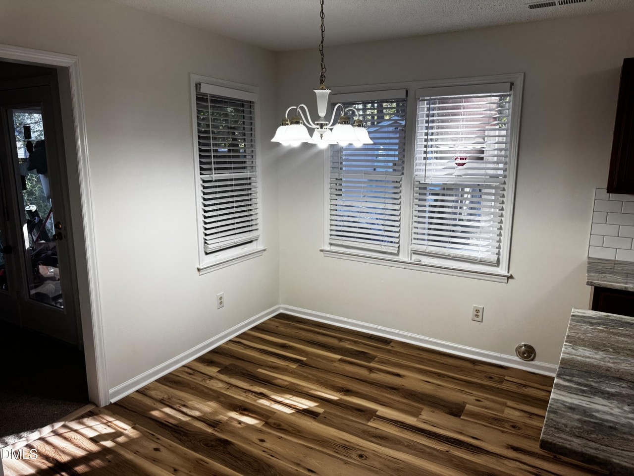 1728 Winway Dr - Photo 3 of 11