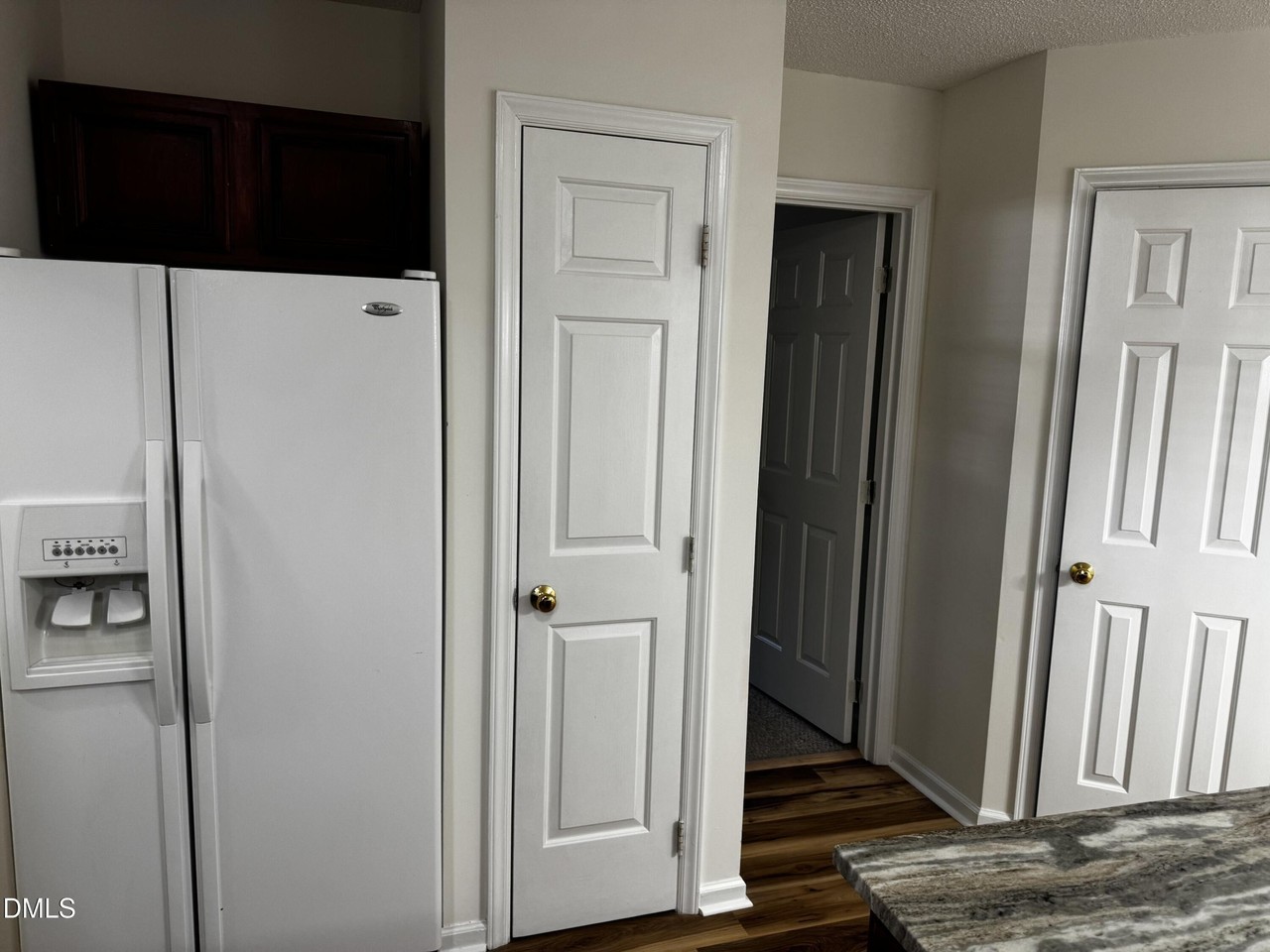 1728 Winway Dr - Photo 4 of 11