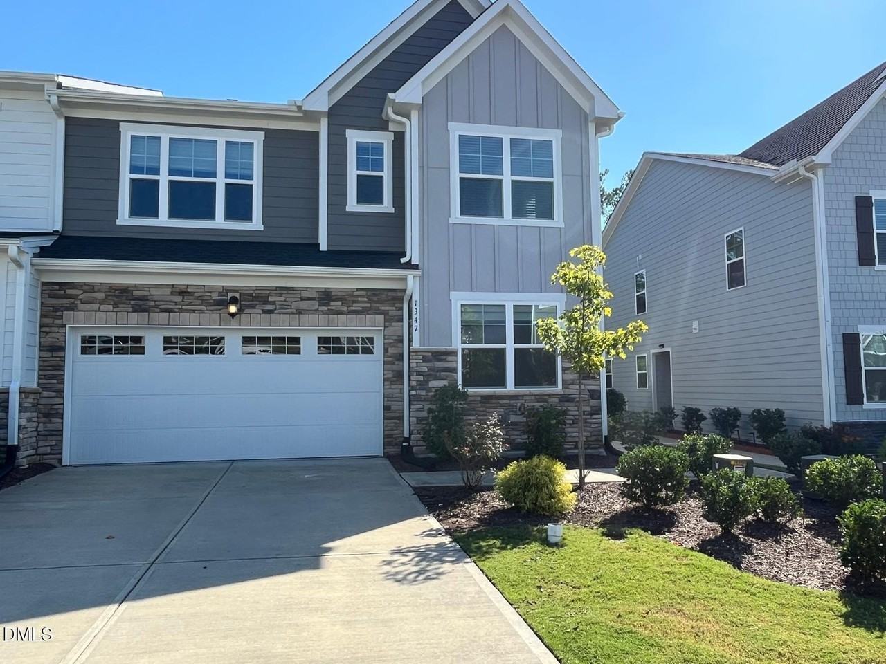 1347 Rosepine Dr - Photo 2 of 43
